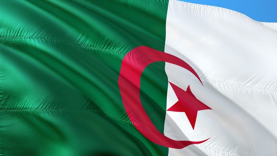 L’histoire du drapeau algérien selon Nedjib Sidi Moussa