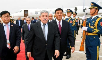 Ouyahia salue l’engagement de la Chine pour le développement de l’Afrique