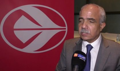 Bakhouche souligne la nécessité d’améliorer la coopération entre Air Algérie et les agences de voyages