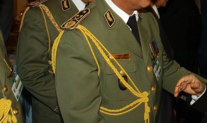 Les généraux emprisonnés contestent la décision de la justice militaire