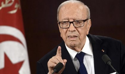 Tunisie : l’état d’urgence prolongé d’un mois