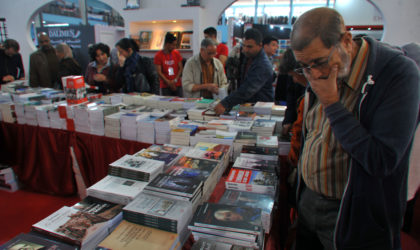 Les livres controversés du berbérophobe Othmane Saâdi boudés au Sila