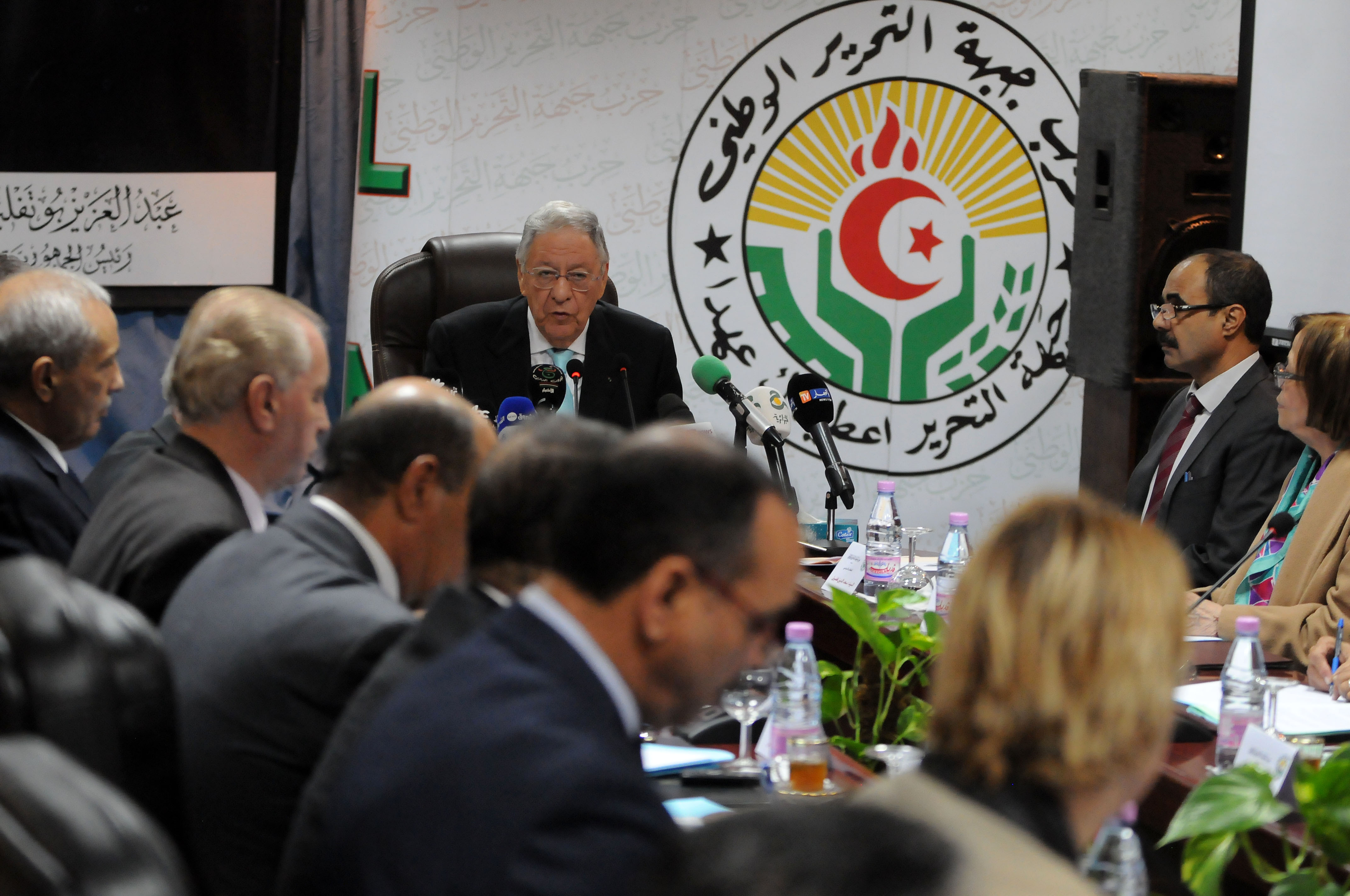 Ce qui va se passer au FLN après le départ de Djamel Ould-Abbès
