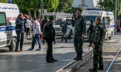 Les images des deux explosions à Tunis