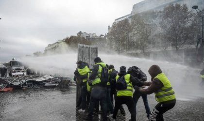 Gilets jaunes : la police a fait usage de gaz lacrymogènes à Lyon