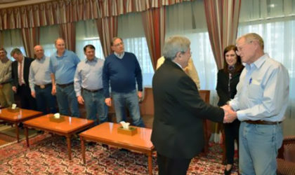 Ouyahia reçoit une délégation du Congrès américain