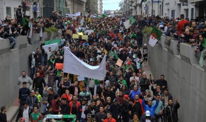 Grande marche des lycéens à Alger
