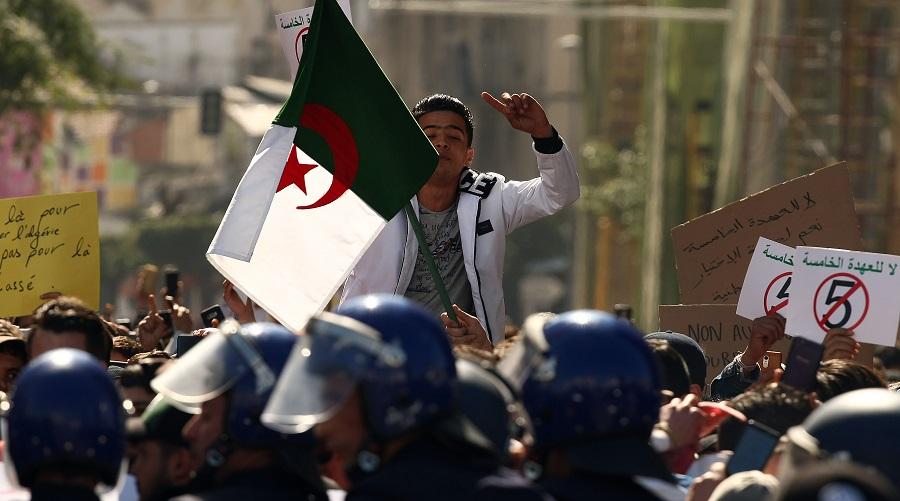 Bouteflika, Toufik, ANP, manifestations : ce qu’a écrit un journal israélien