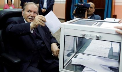 Bouteflika a-t-il retiré sa candidature avant son départ à Genève ?