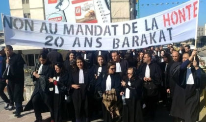 Présidentielle 2019 : rassemblement des avocats devant le Conseil constitutionnel