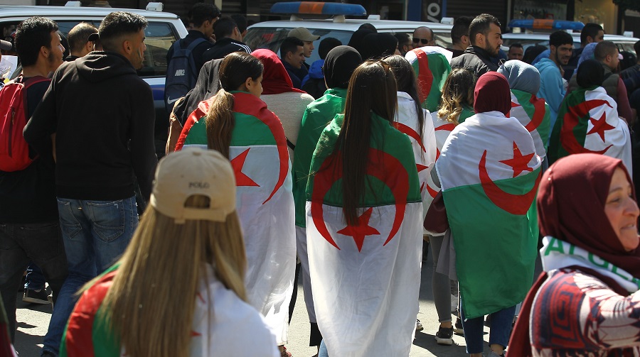 Les étudiants marchent à Alger pour le 10e mardi consécutif