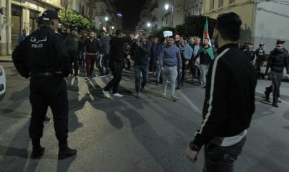 Manifestation nocturne à Constantine