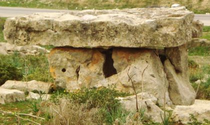 Des citoyens alertent : il faut sauver les dolmens de Bou Nouara