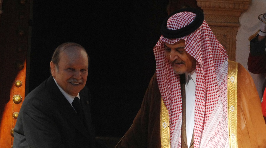 Comment le régime Bouteflika a voulu aliéner les Algériens