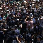 manifestations police
