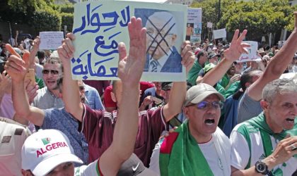 Les manifestants fustigent le dialogue de Bensalah et exigent son départ