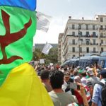 manif étendard amazigh