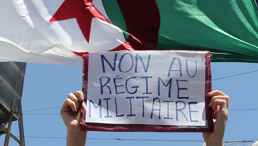militaires Gaïd-Salah