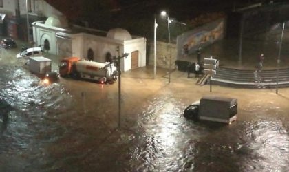 Des quartiers d’Alger inondés