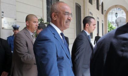 L’ex-Premier ministre Noureddine Bedoui refuse de témoigner dans le procès d’Abdelghani Hamel
