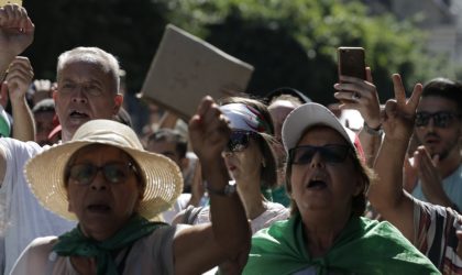 Manifestation nocturne contre la présence cachée de Benflis à Guelma