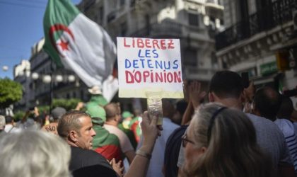 Alger : les citoyens manifestent pour le 49e vendredi