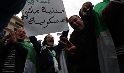 38e vendredi de marche : les Algériens réitèrent leur exigence d’un Etat civil et non militaire