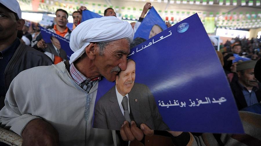 Comment les pro-élection sont accueillis à Alger