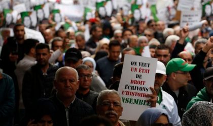 El Oued : les citoyens manifestent pour le 46e vendredi