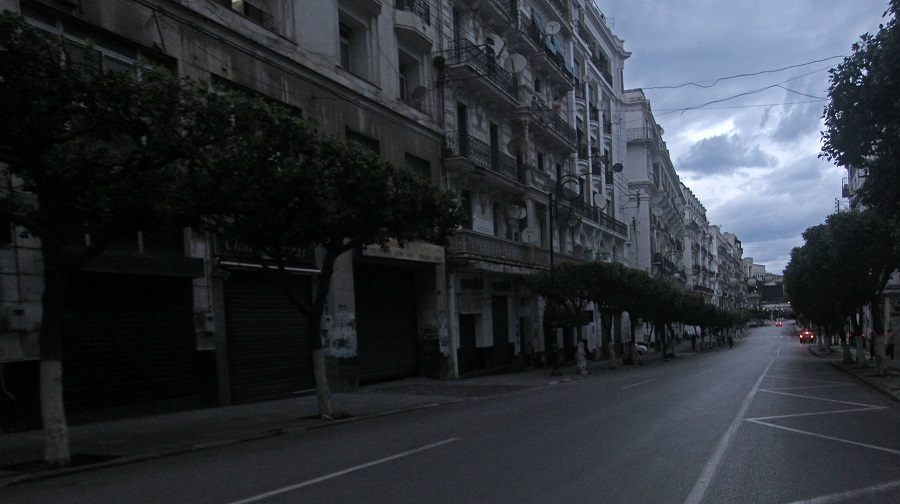 Alger confinement