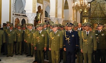 Tebboune et Chengriha «encerclent» le général Ghris pour éviter toute dérive