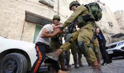 Les forces d’occupation israéliennes attaquent un cortège funèbre
