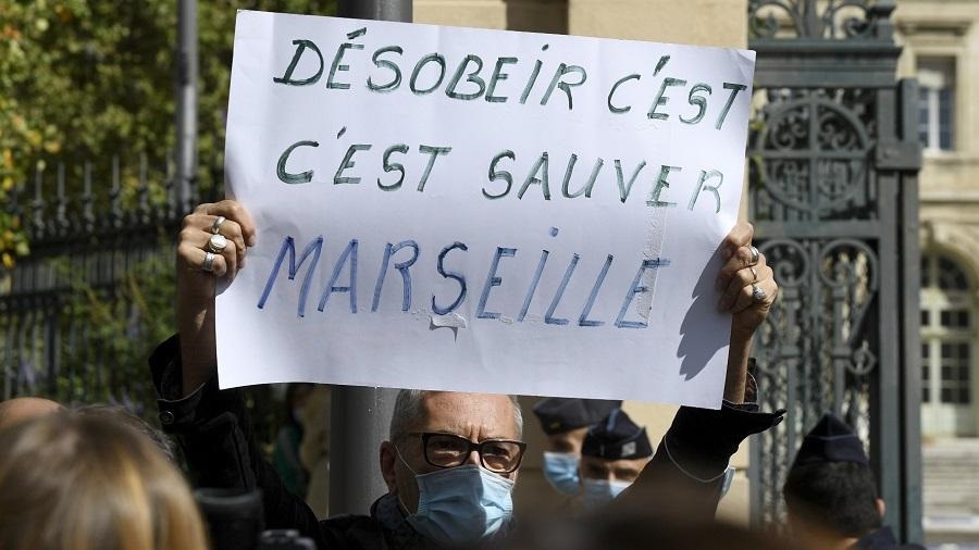 Couvre-feu en France : prémices d’une désobéissance civile le 14 novembre