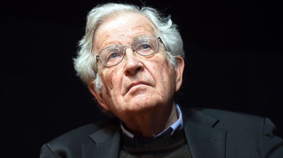 guerre Chomsky