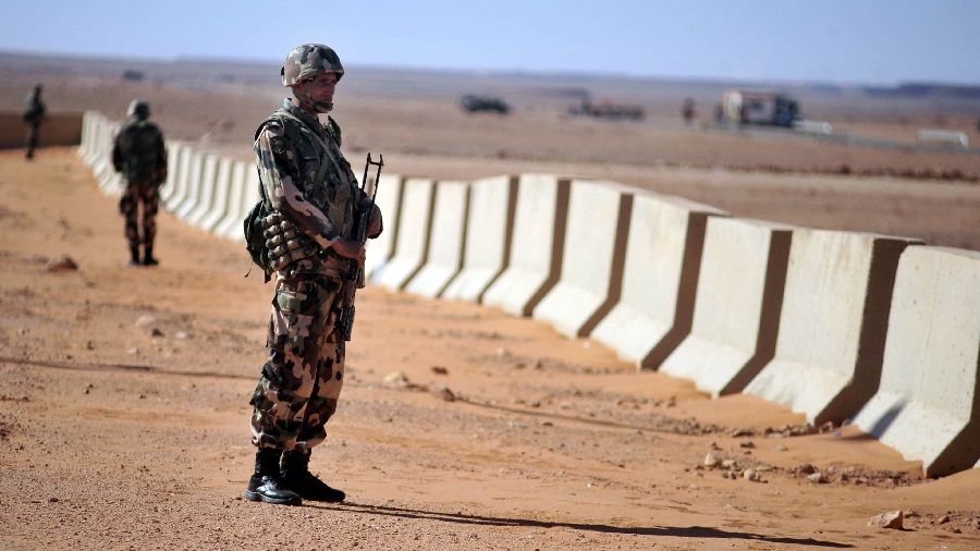 L’Algérie en état d’alerte : qui a planifié l’évasion de 200 terroristes au Niger ?