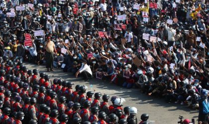 Birmanie : les manifestations se poursuivent à Rangoun