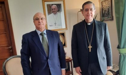 L’ambassadeur d’Algérie à Rome reçu par un proche conseiller du pape François