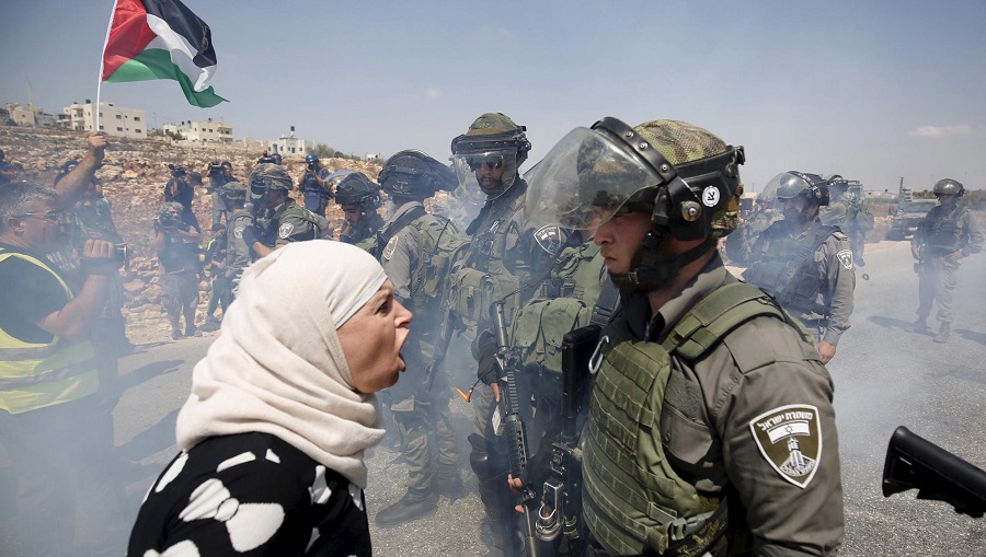 combat femme palestinienne