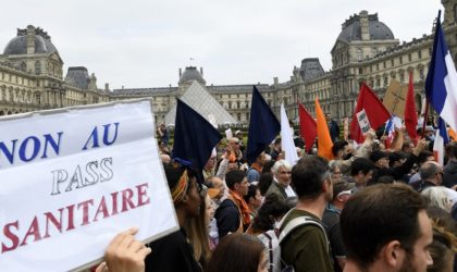 Paris : nouvelle manifestation contre l’élargissement du pass sanitaire