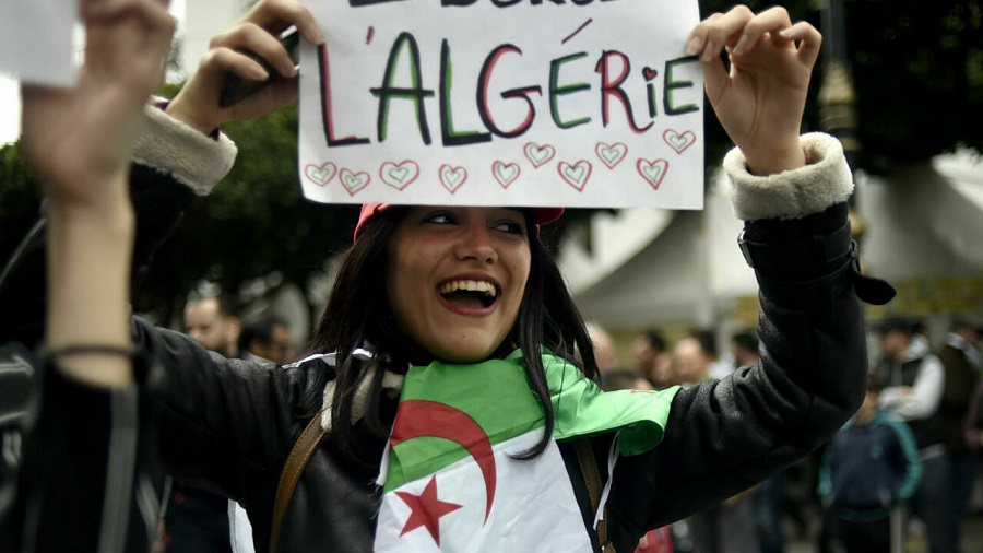 Algériens cauchemar colonialiste
