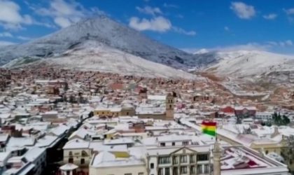 Des neiges inhabituelles frappent le Pérou et la Bolivie