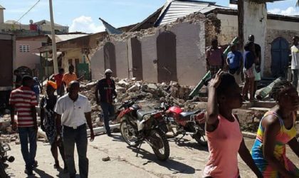 Le séisme à Haïti a fait au moins 300 morts et des centaines de disparus