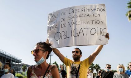 Paris : mobilisation contre la suspension du personnel refusant la vaccination