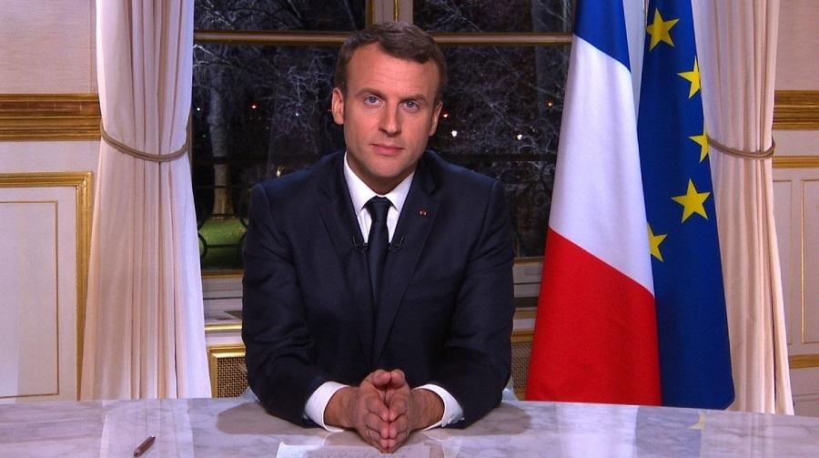 Macron «regrets»