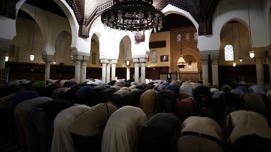 Makhzen imams France