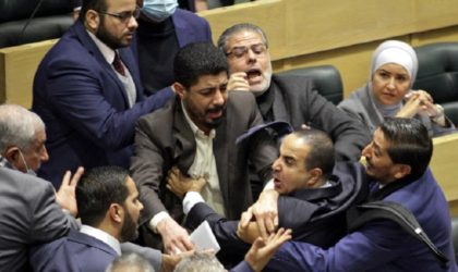 Jordanie : un débat au Parlement sur l’égalité hommes-femmes tourne au pugilat