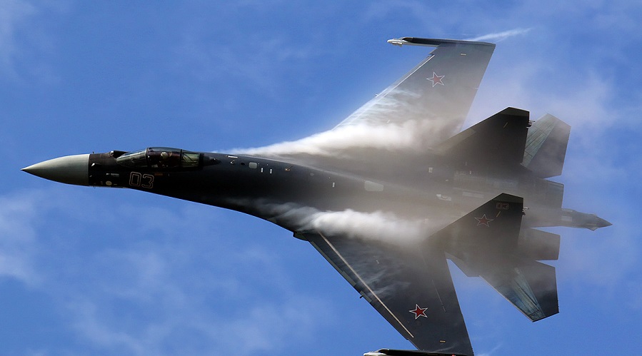 L’Iran pourrait acquérir 24 avions de combat russes Sukhoï SU-35SE
