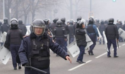 Kazakhstan : le président autorise la police à tirer sans sommation sur les «bandits armés»