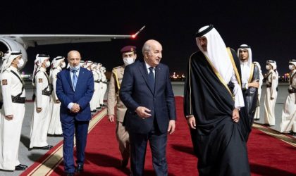 Le président Tebboune s’entretient avec l’émir de l’Etat du Qatar à Doha