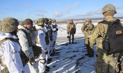 Les Etats-Unis envoient soldats et armes à l’Ukraine en dépit des assurances de la Russie